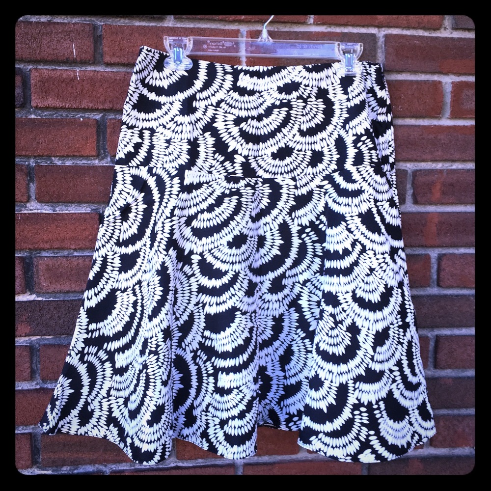 The Limited Skirt 100% Silk 6 Career Black White Lined Invisible Zipper